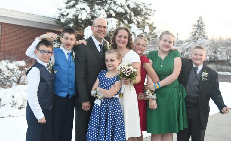 Family Wedding2 768x470