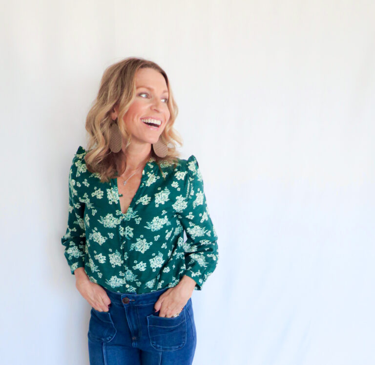 Rhonda White Background 768x747