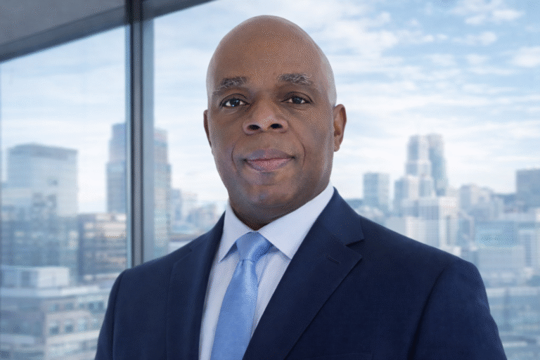 elias Advirosry 2 768x512